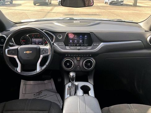 Used 2020 Chevrolet Blazer LT FWD image 25