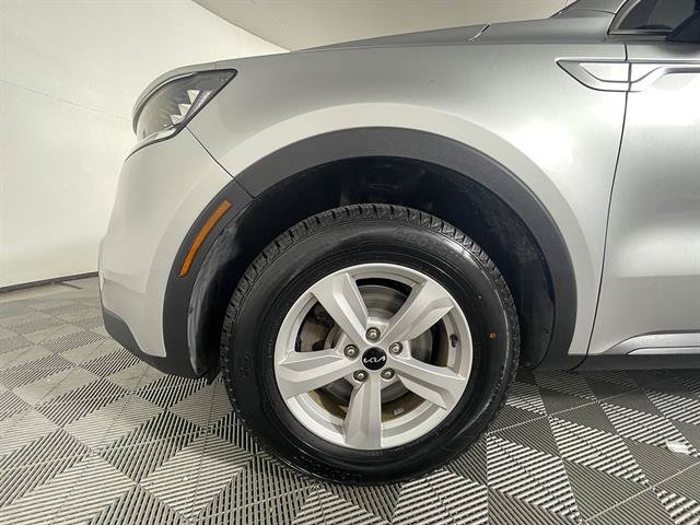 Used 2022 Kia Sorento LX AWD/4WD image 22