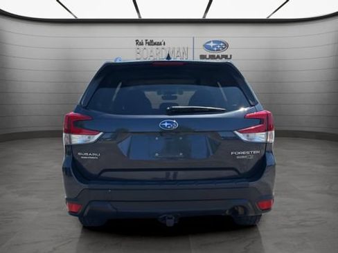 Used 2019 Subaru Forester Premium AWD/4WD image 6