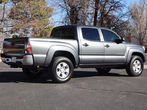 Used 2014 Toyota Tacoma 4x4 Double Cab image 5