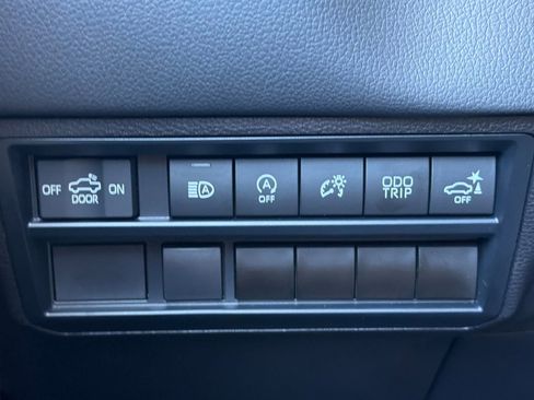 Used 2024 Toyota Tundra Limited w/ TRD Off-Road Package AWD/4WD image 35