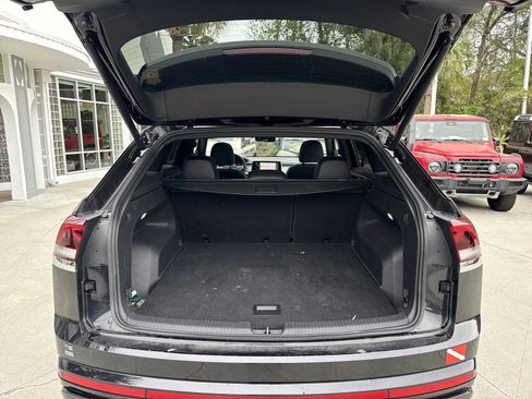 Used 2024 Volkswagen Atlas Cross Sport SEL R-Line image 30