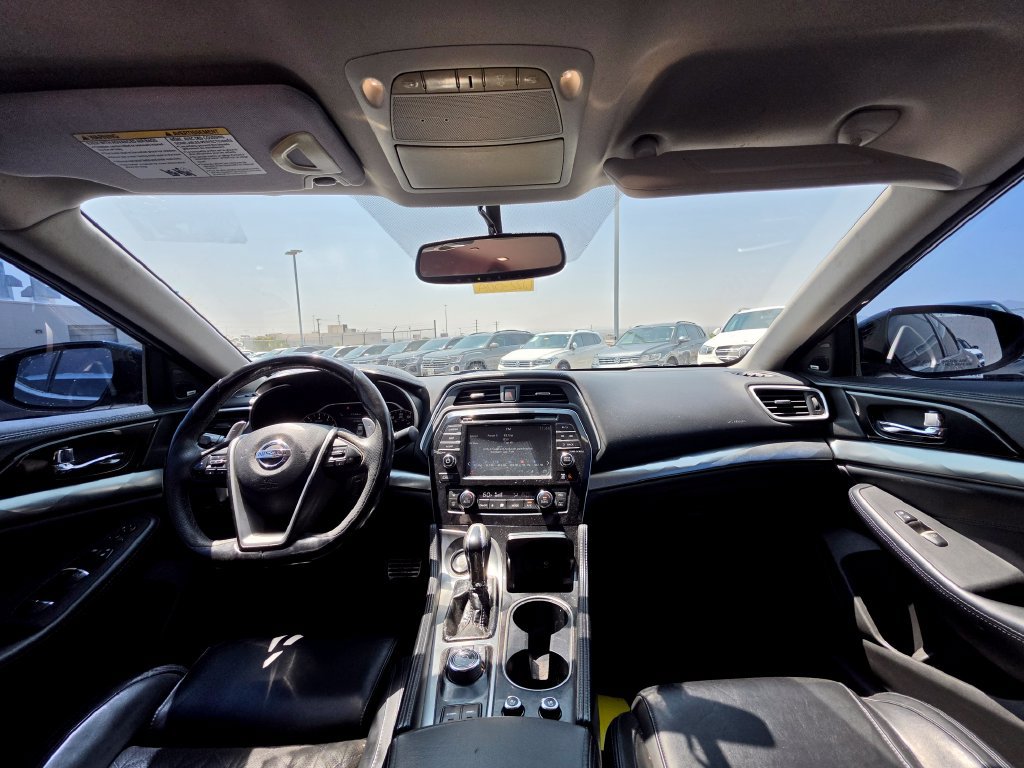 Used 2017 Nissan Maxima SR w/ Midnight Edition FWD image 16