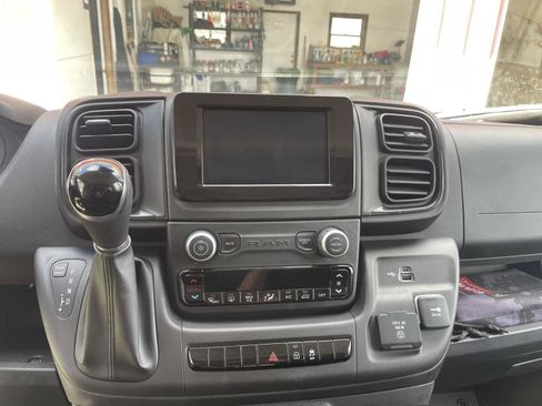 Used 2023 RAM ProMaster 2500 w/ Premium Appearance Group FWD image 17