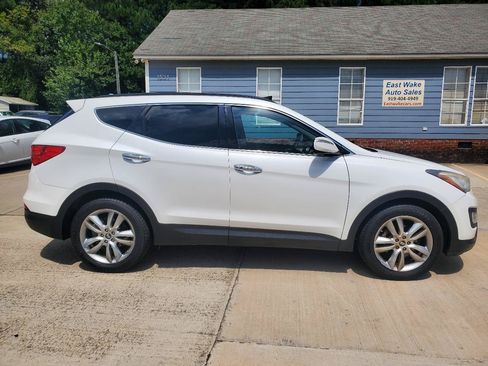 Used 2014 Hyundai Santa Fe Sport 2.0T w/ Technology Package 05 AWD/4WD image 4