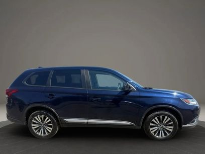 Used 2020 Mitsubishi Outlander ES