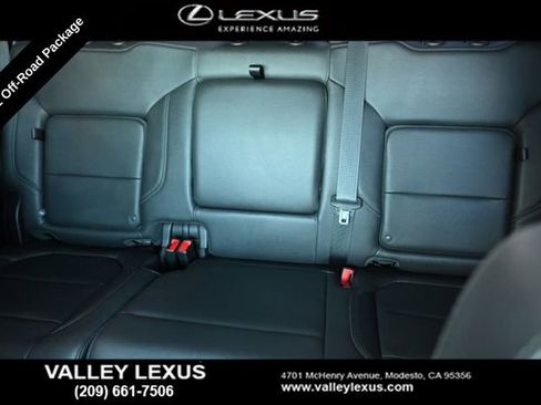 Used 2022 Chevrolet Silverado 2500 LTZ w/ LTZ Plus Package image 16