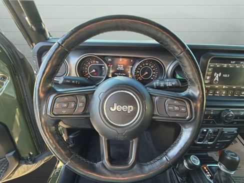 Used 2022 Jeep Wrangler Unlimited Willys image 11