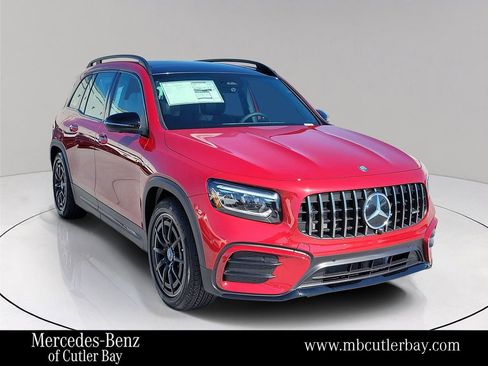 New 2026 Mercedes-Benz GLB 35 AMG 4MATIC image 1
