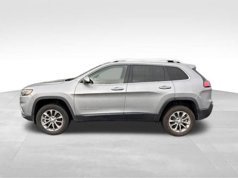 Used 2021 Jeep Cherokee Latitude Lux w/ Comfort/Convenience Group AWD/4WD image 3