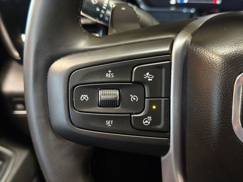 Used 2025 GMC Sierra 1500 Elevation image 26