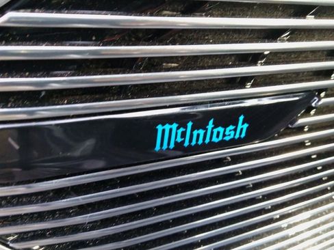 Used 2022 Jeep Grand Cherokee Overland w/ Luxury Tech Group IV image 17