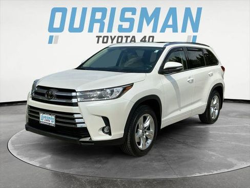 Certified 2019 Toyota Highlander Limited AWD/4WD image 3