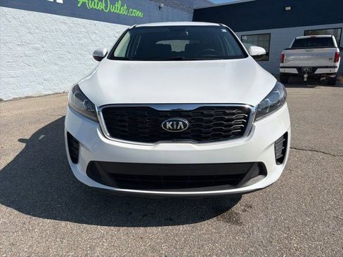 Used 2020 Kia Sorento FWD V6 image 8