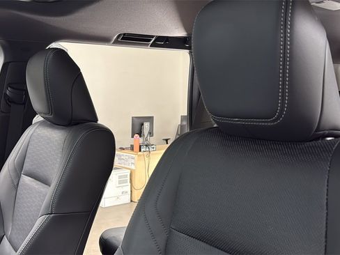 Used 2025 Toyota Land Cruiser image 13