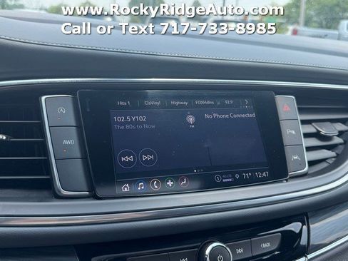 Used 2023 Buick Enclave Essence w/ Experience Buick Package AWD/4WD image 17