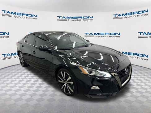 Used 2022 Nissan Altima 2.5 SR FWD image 7