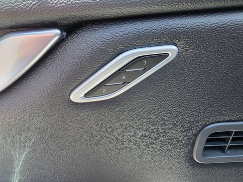 Used 2019 Maserati Ghibli S Q4 AWD/4WD image 11