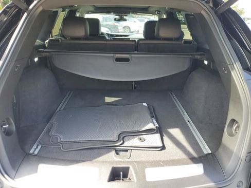 Certified 2025 Cadillac XT5 Premium Luxury image 15