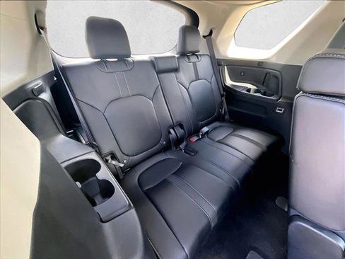 Used 2025 Honda Pilot EX-L image 29