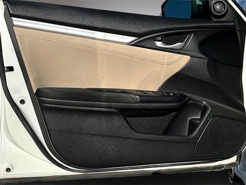 Used 2019 Honda Civic EX image 19