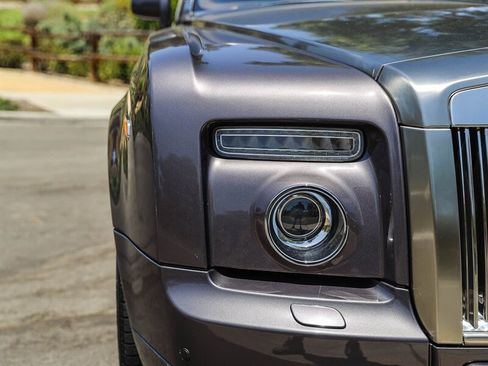 Used 2010 Rolls-Royce Phantom Coupe RWD image 11