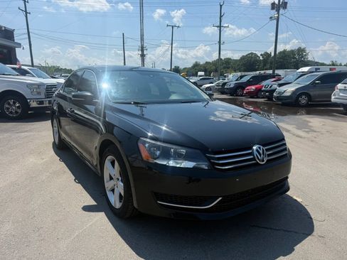 Used 2013 Volkswagen Passat 2.5 SE FWD image 7