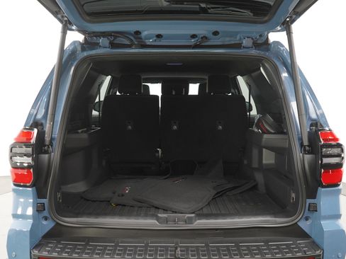 Certified 2025 Toyota 4Runner TRD Off-Road Premium image 18