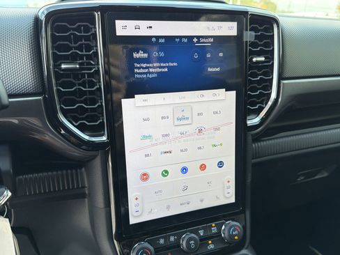 New 2025 Ford Ranger XLT w/ Equipment Group 301A High image 4