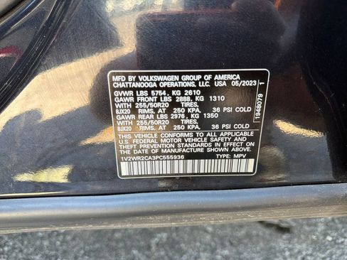 Used 2023 Volkswagen Atlas SE w/ Black Wheel Package FWD image 31