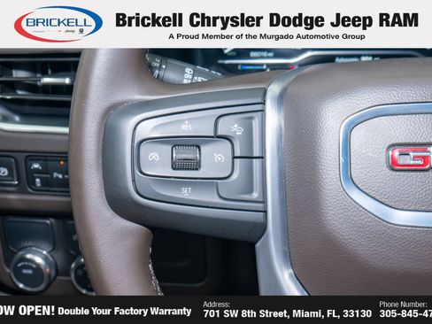 Used 2024 GMC Yukon XL SLT RWD image 27