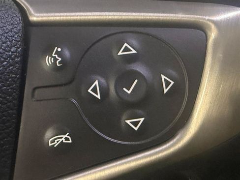 Used 2019 GMC Acadia Denali w/ Technology Package AWD/4WD image 18