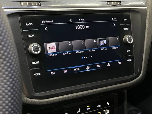 Used 2022 Volkswagen Tiguan SE R-Line AWD/4WD image 28