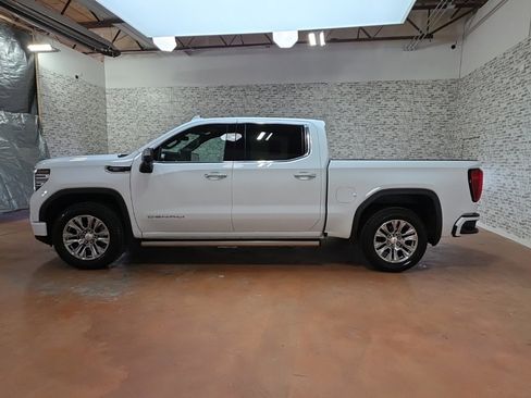 Used 2022 GMC Sierra 1500 Denali w/ Denali Carbonpro Edition image 4