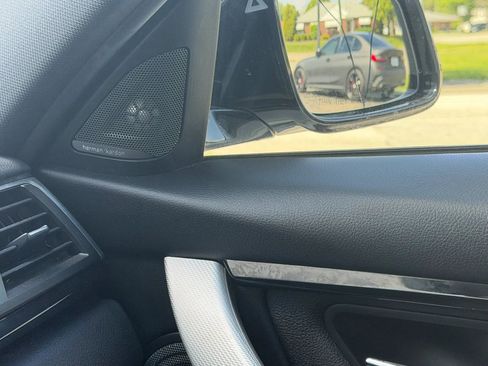 Used 2018 BMW 340i xDrive Sedan w/ Premium Package image 23