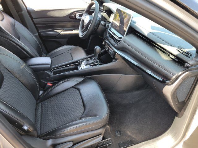Used 2023 Jeep Compass Latitude AWD/4WD image 19