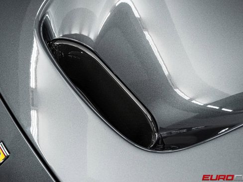 Used 2022 Ferrari F8 Tributo image 12