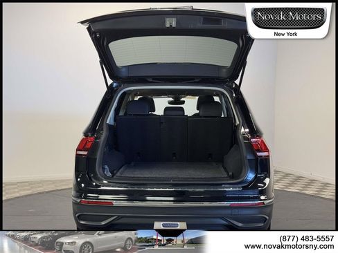Used 2022 Volkswagen Tiguan SE image 11