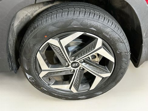 Used 2023 Hyundai Tucson Limited AWD/4WD image 11