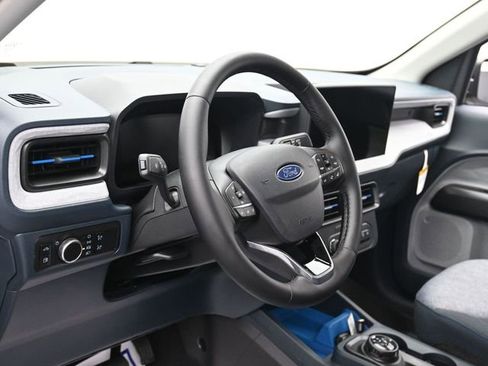 New 2025 Ford Maverick XLT w/ XLT Luxury Package image 16