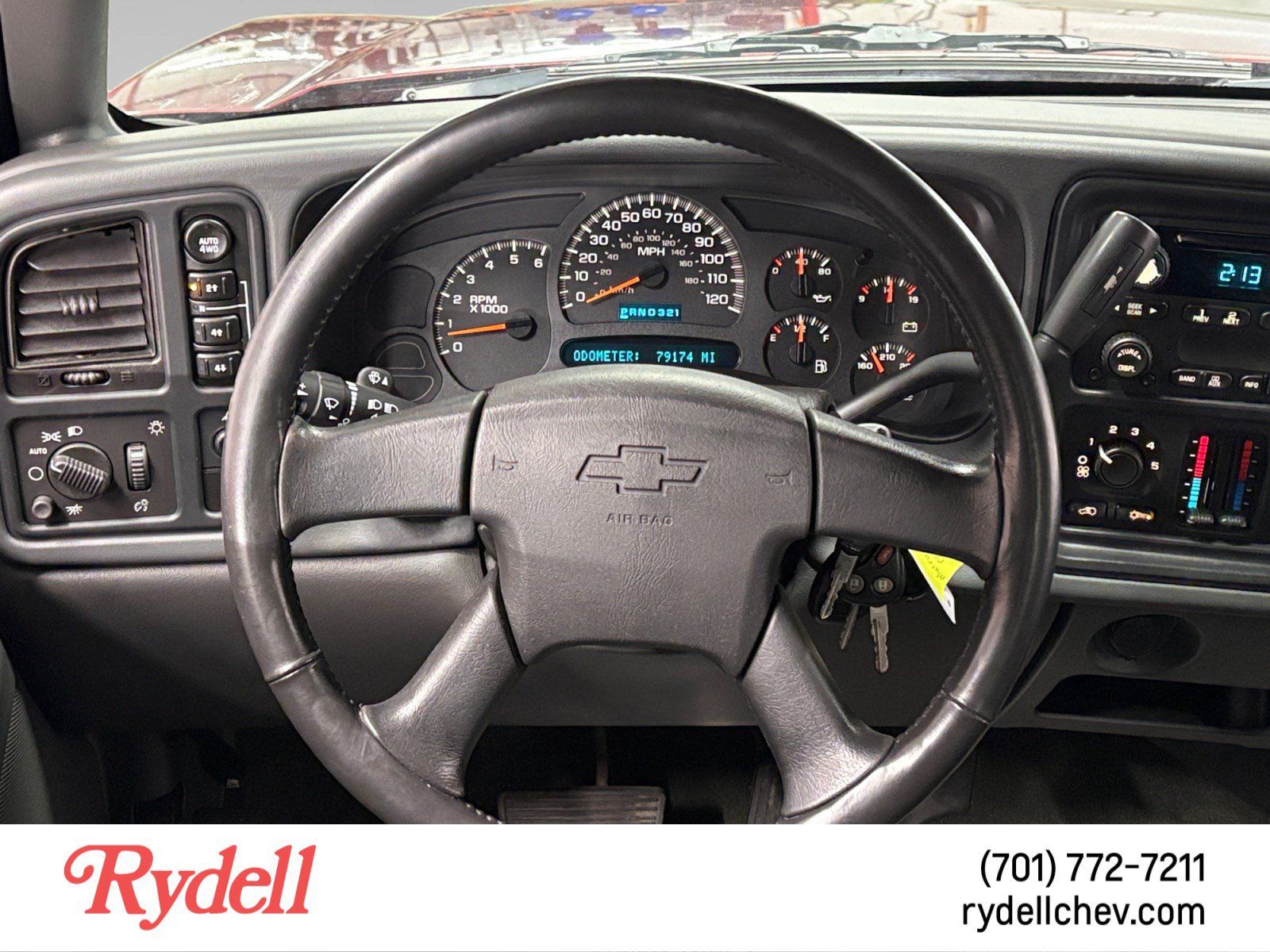 Used 2004 Chevrolet Silverado 1500 LS w/ Light Duty Power Package AWD/4WD image 13