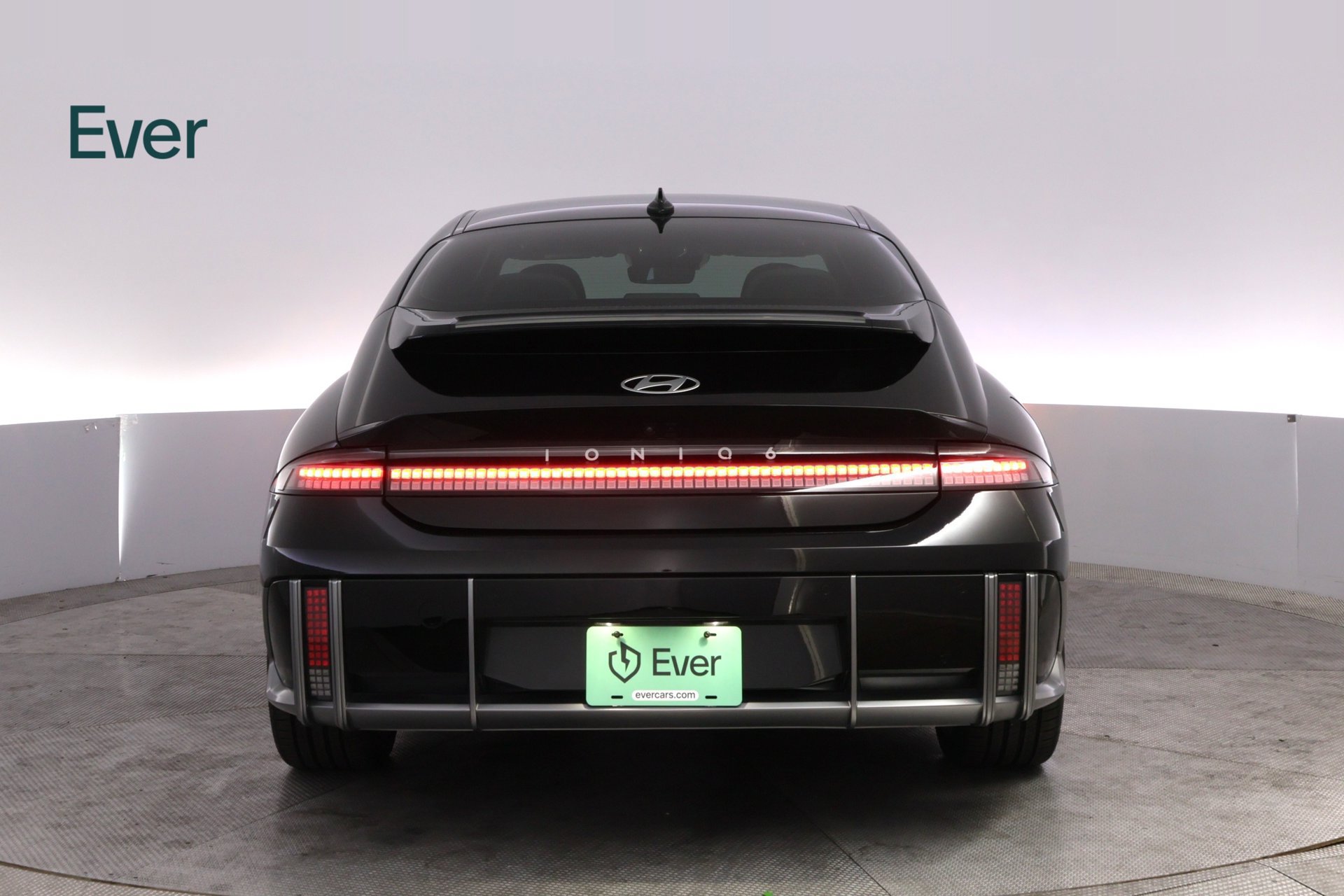 Used 2024 Hyundai Ioniq 6 Limited RWD image 15