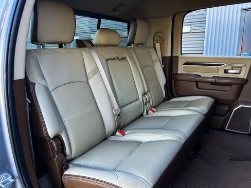 Used 2022 RAM 3500 Laramie image 39