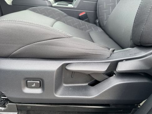 Used 2024 Toyota Tacoma SR image 14