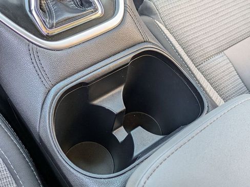 Used 2025 Subaru Outback Premium image 19