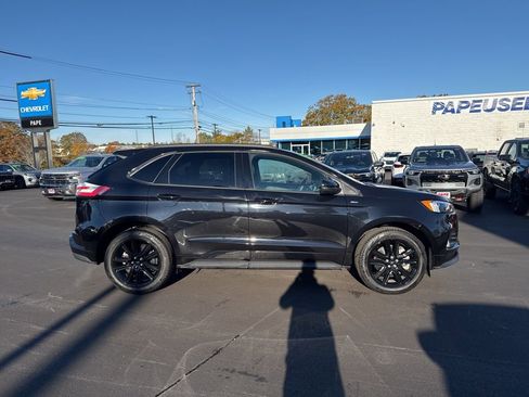 Used 2024 Ford Edge ST-Line image 2