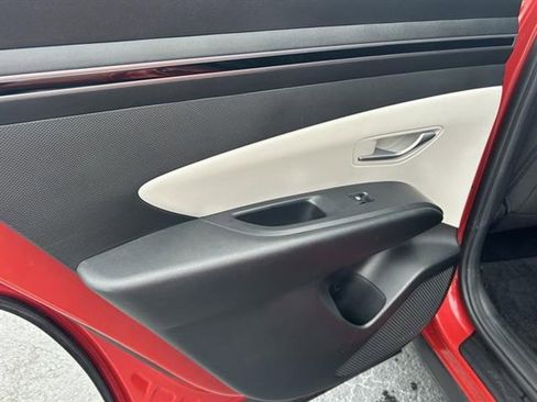 Used 2023 Hyundai Tucson SEL image 24