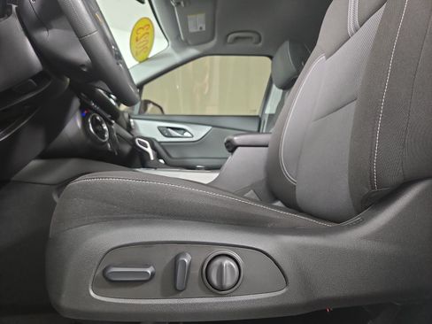 Certified 2023 Chevrolet Blazer LT FWD image 29