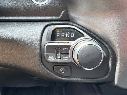 New 2026 RAM 1500 Express AWD/4WD image 14