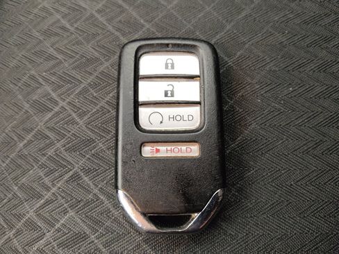 Used 2018 Honda Ridgeline Sport image 32